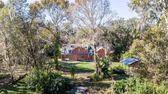 2641 MCINTOSH ROAD, Dover, FL 33527