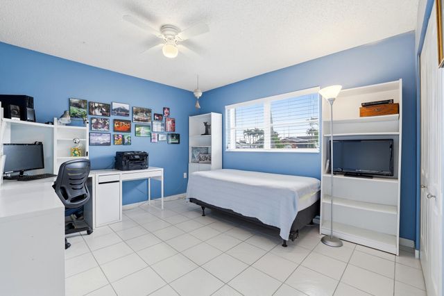 6091 Dusenburg Road, Delray Beach, FL 33484