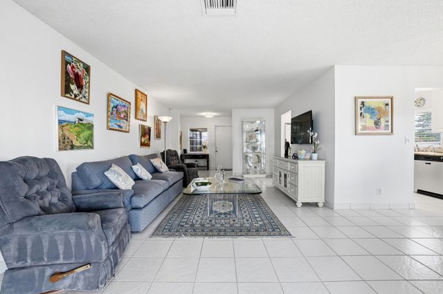 6091 Dusenburg Road, Delray Beach, FL 33484