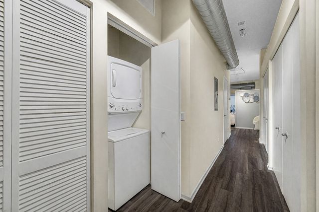 212 E CULLERTON Street 811, Chicago, IL 60616