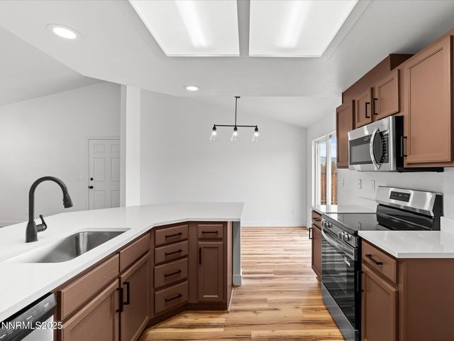 1286 Currycomb Circle, Minden, NV 89423