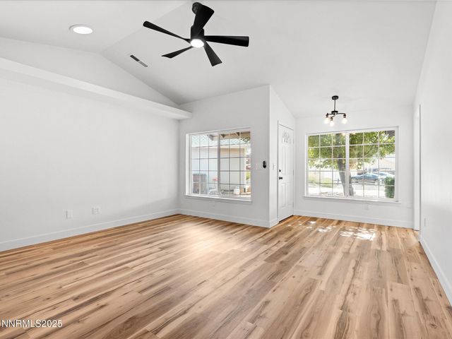 1286 Currycomb Circle, Minden, NV 89423