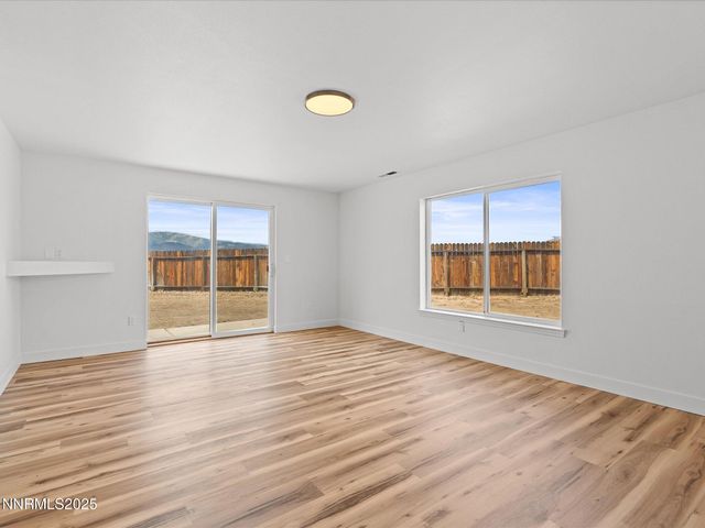 1286 Currycomb Circle, Minden, NV 89423