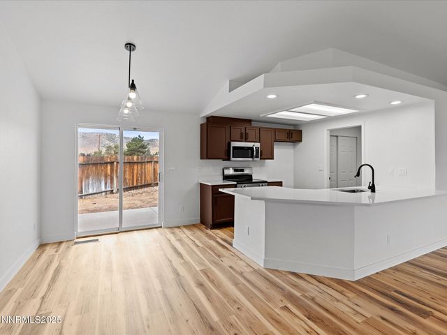 1286 Currycomb Circle, Minden, NV 89423