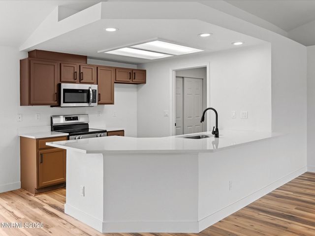 1286 Currycomb Circle, Minden, NV 89423