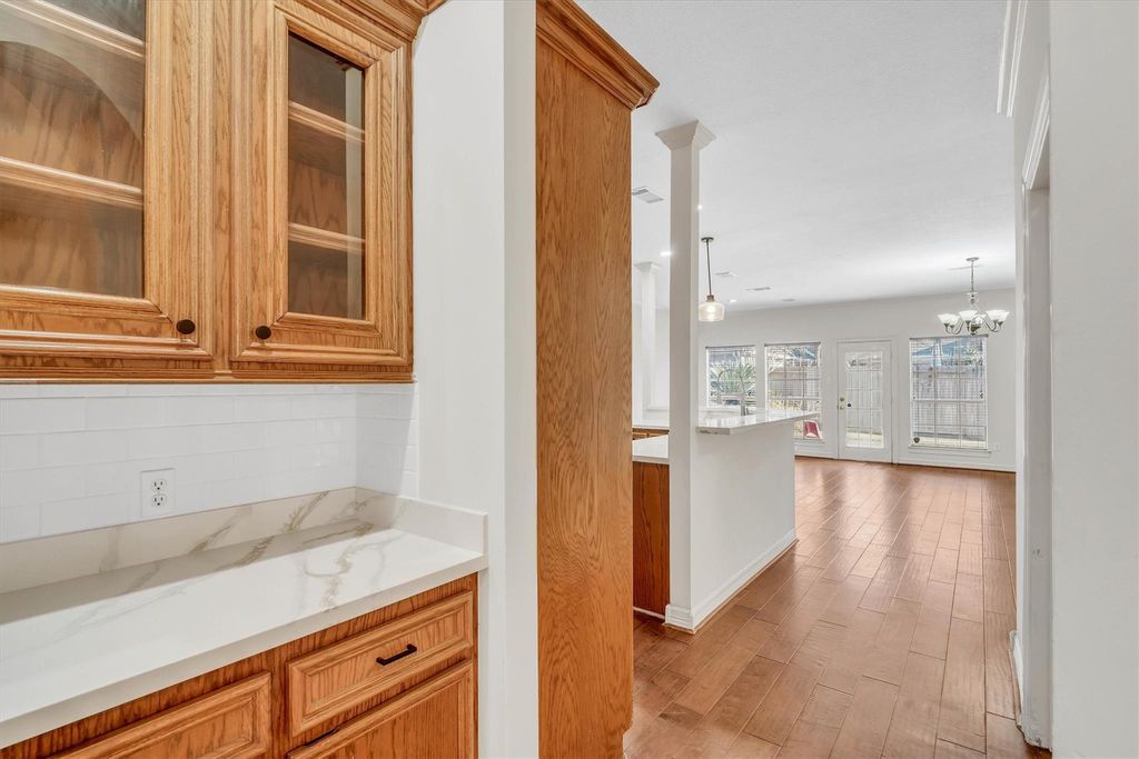 Image 14 of property listing at 20002 Barton Creek Court, Katy, TX 77450