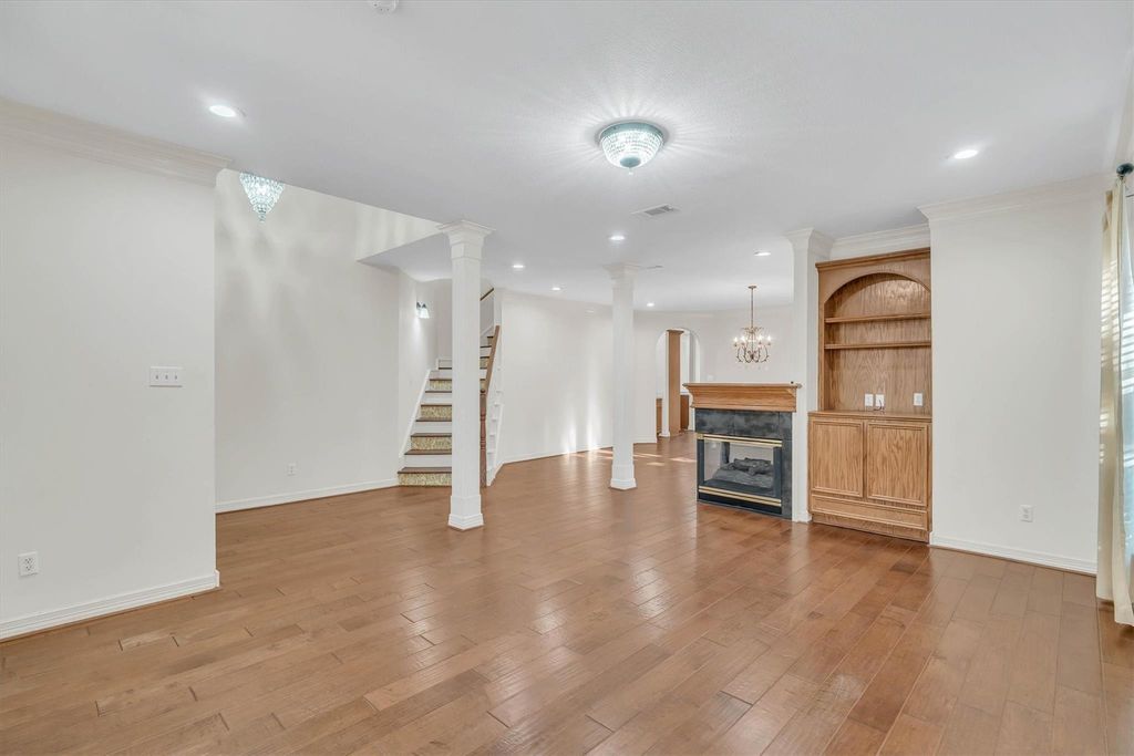 Image 19 of property listing at 20002 Barton Creek Court, Katy, TX 77450