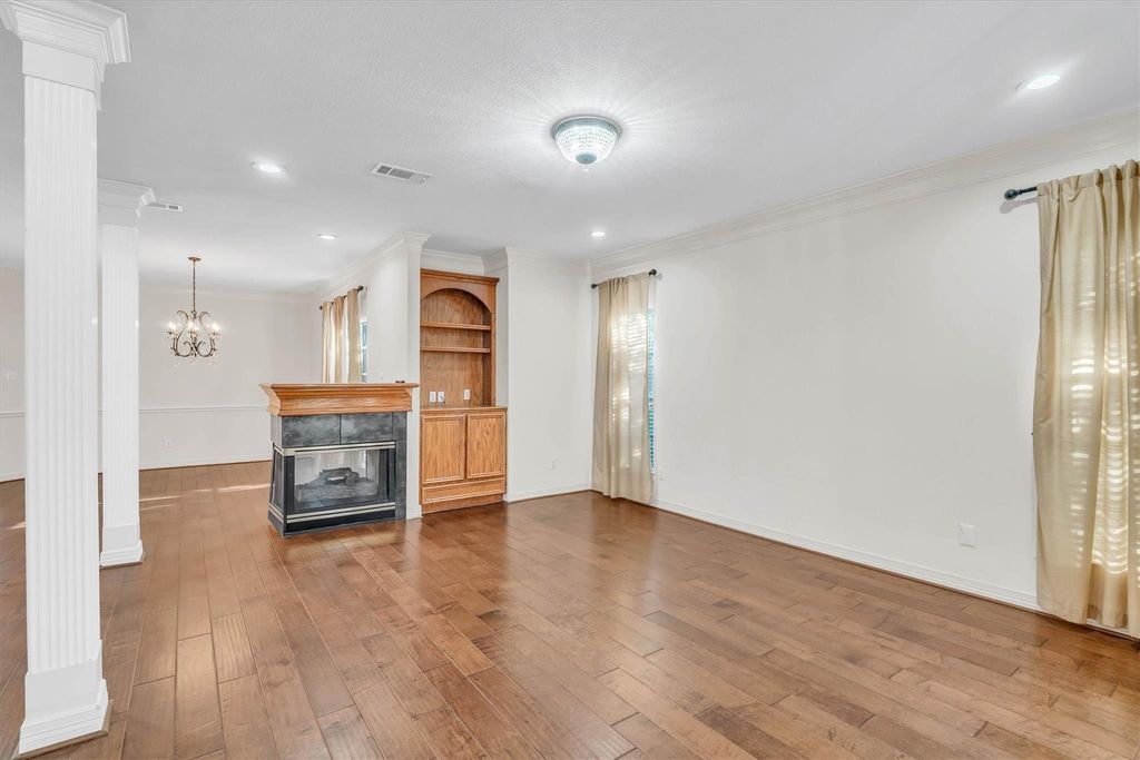 Image 21 of property listing at 20002 Barton Creek Court, Katy, TX 77450