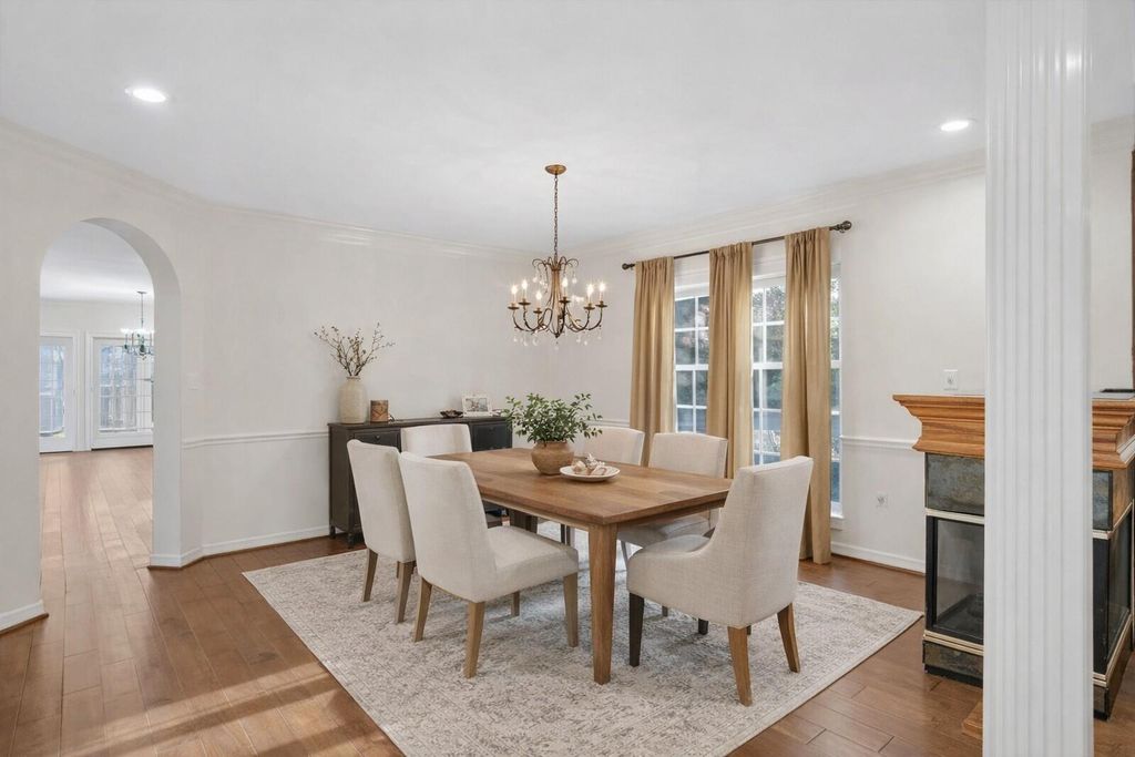 Image 23 of property listing at 20002 Barton Creek Court, Katy, TX 77450