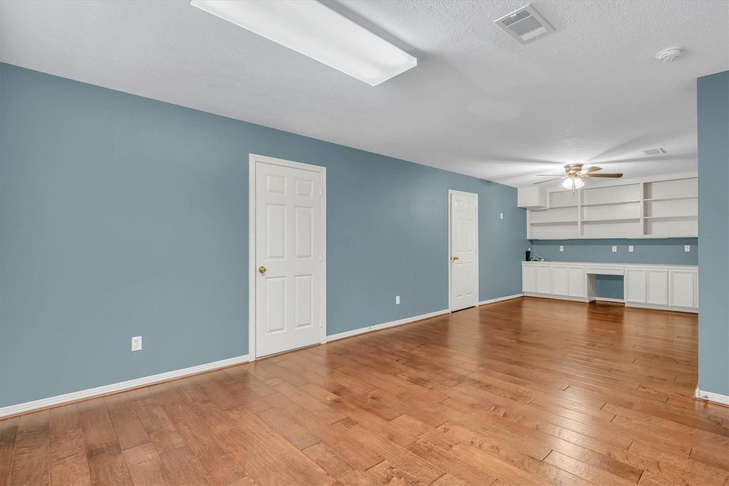 Image 39 of property listing at 20002 Barton Creek Court, Katy, TX 77450