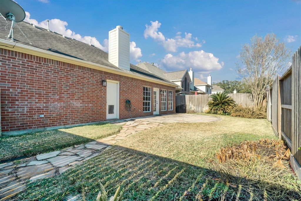 Image 5 of property listing at 20002 Barton Creek Court, Katy, TX 77450