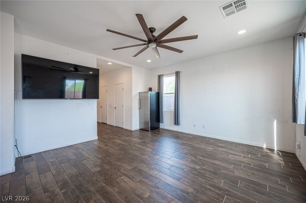 6030 Forest Archer Place, Las Vegas, NV 89122 — photo 4