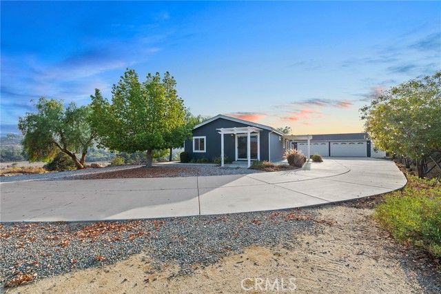 39010 E Benton Road, Temecula, CA 92592