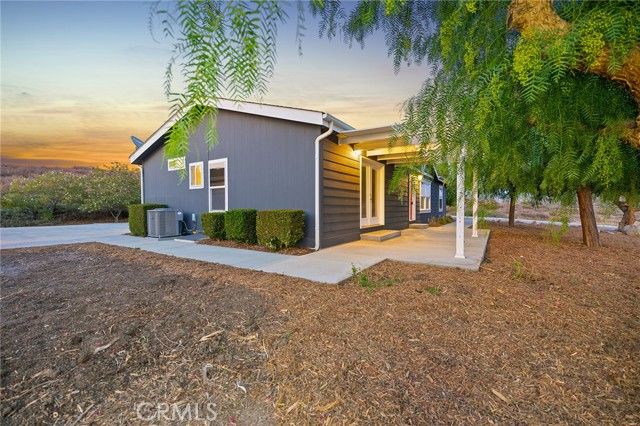 39010 E Benton Road, Temecula, CA 92592