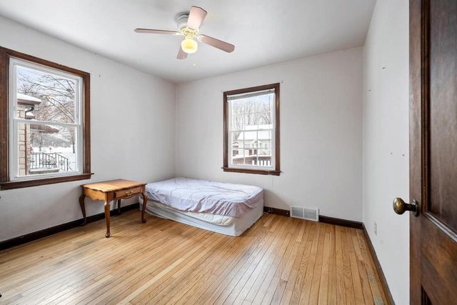 1536 SMITH STREET, Green Bay, WI 54302