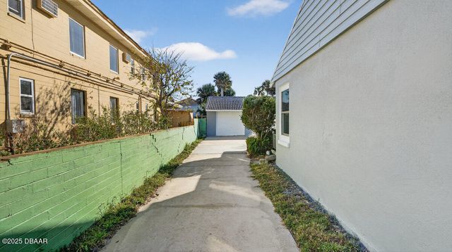 392 Euclid Avenue, Daytona Beach, FL 32118