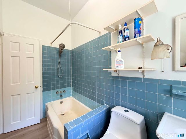 183 Sugar Street B, Newtown, CT 06470