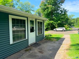 183 Sugar Street B, Newtown, CT 06470