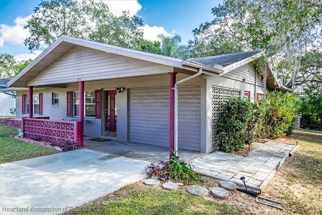 1377 Nancesowee Avenue, Sebring, FL 33870