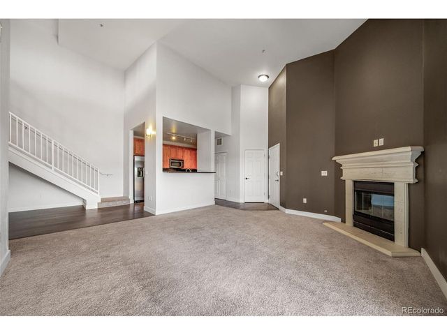 3890 S Dayton St 301, Aurora, CO 80014