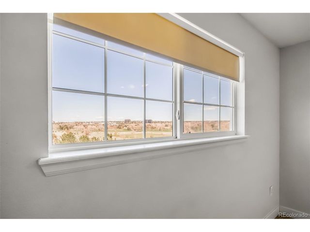 3890 S Dayton St 301, Aurora, CO 80014