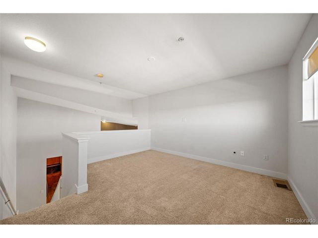 3890 S Dayton St 301, Aurora, CO 80014