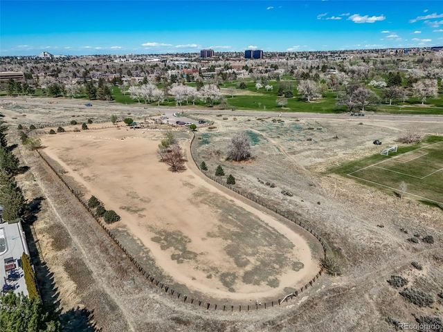 3890 S Dayton St 301, Aurora, CO 80014