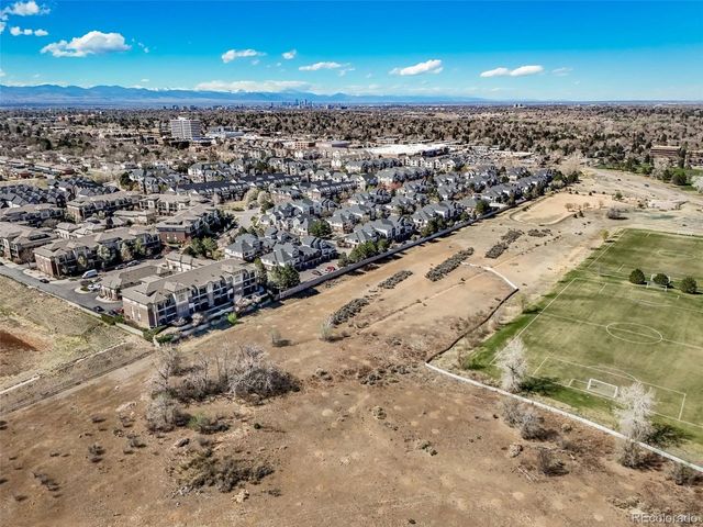 3890 S Dayton St 301, Aurora, CO 80014
