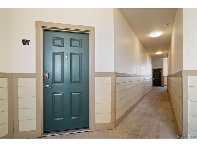 3890 S Dayton St 301, Aurora, CO 80014
