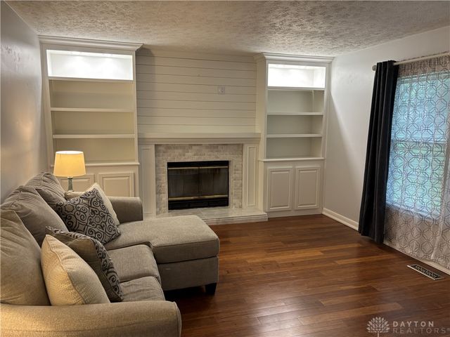 1890 Stedman Lane, Beavercreek, OH 45432