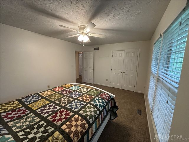 1890 Stedman Lane, Beavercreek, OH 45432