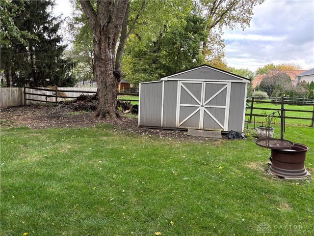 1890 Stedman Lane, Beavercreek, OH 45432