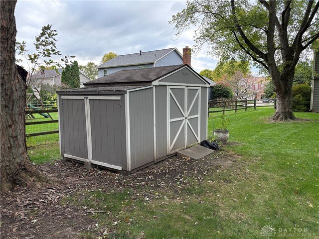 1890 Stedman Lane, Beavercreek, OH 45432