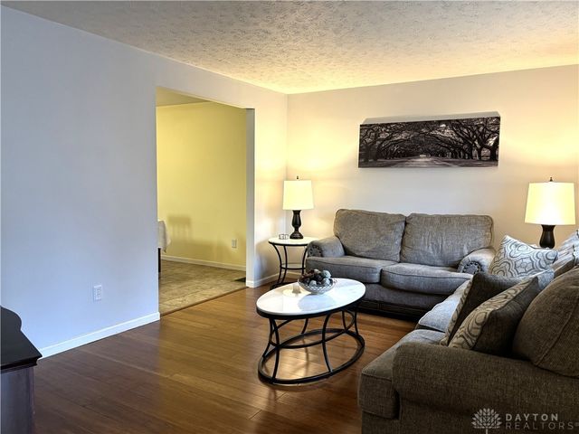 1890 Stedman Lane, Beavercreek, OH 45432