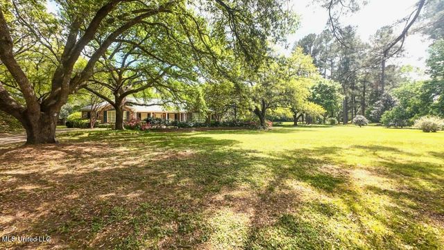 9 Adam Circle, Natchez, MS 39120