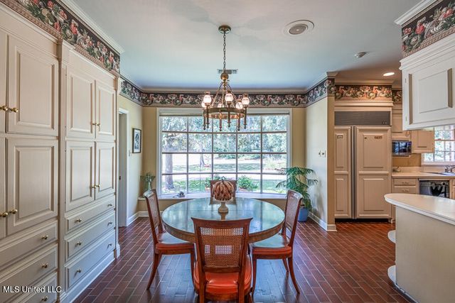 9 Adam Circle, Natchez, MS 39120