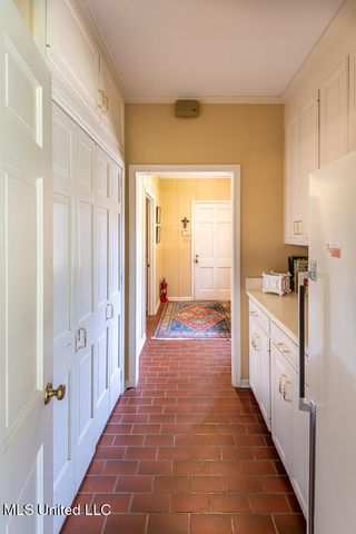 9 Adam Circle, Natchez, MS 39120