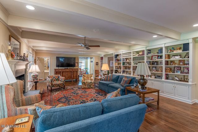 9 Adam Circle, Natchez, MS 39120