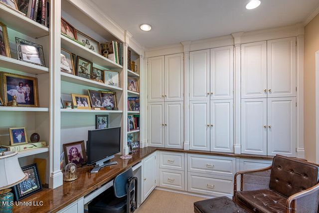 9 Adam Circle, Natchez, MS 39120
