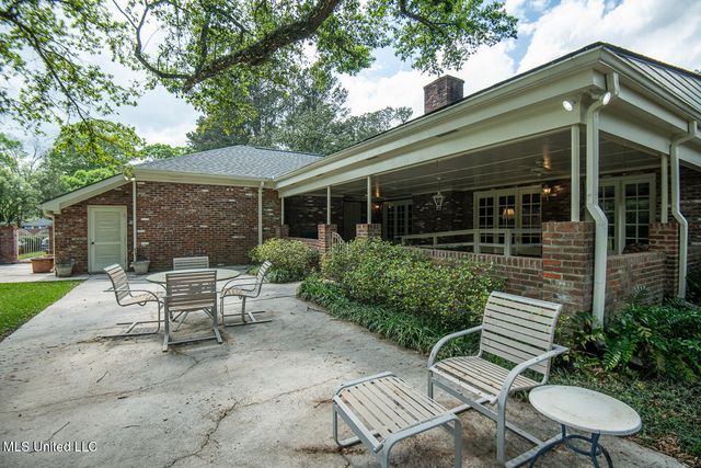 9 Adam Circle, Natchez, MS 39120