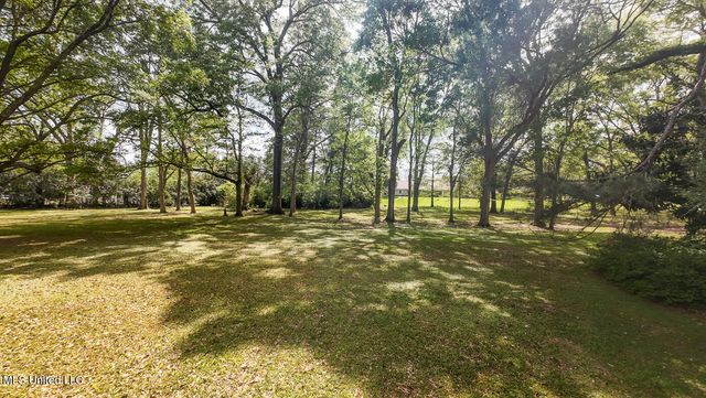 9 Adam Circle, Natchez, MS 39120