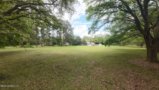 9 Adam Circle, Natchez, MS 39120