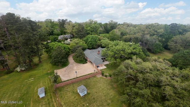 9 Adam Circle, Natchez, MS 39120