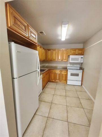 4106 DIJON DRIVE 4106E, Orlando, FL 32808