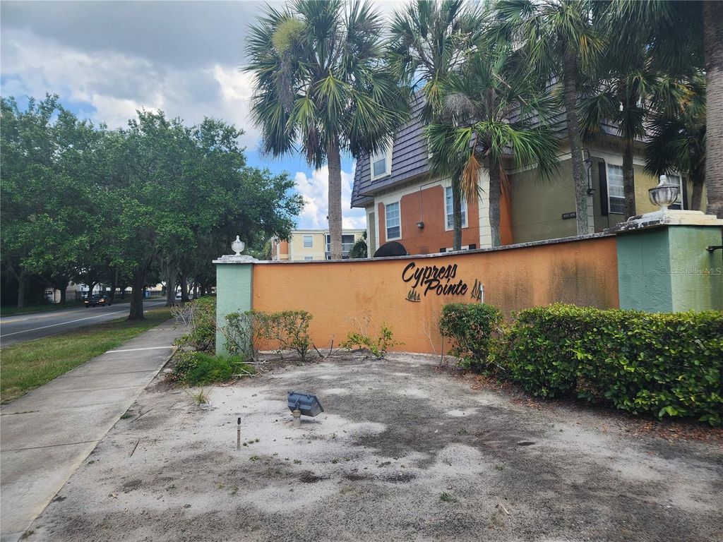 4106 DIJON DRIVE 4106E, Orlando, FL 32808