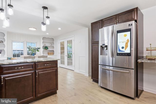 631 OSBORNE AVE, Morrisville, PA 19067