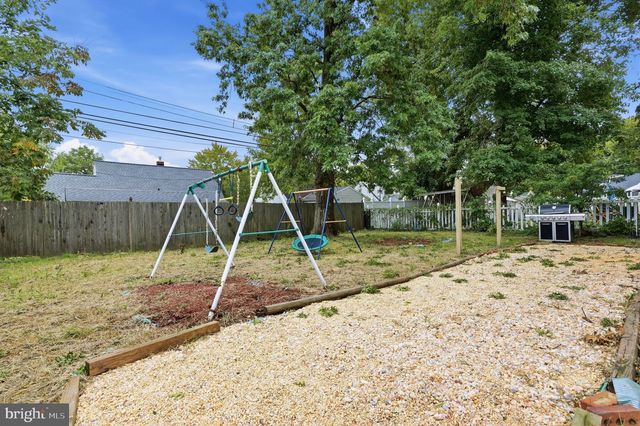 631 OSBORNE AVE, Morrisville, PA 19067