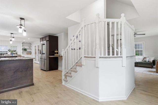 631 OSBORNE AVE, Morrisville, PA 19067