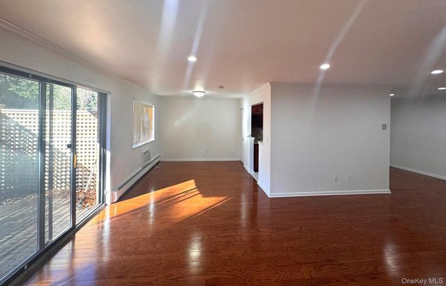 500 Central Park Avenue 116, Scarsdale, NY 10583