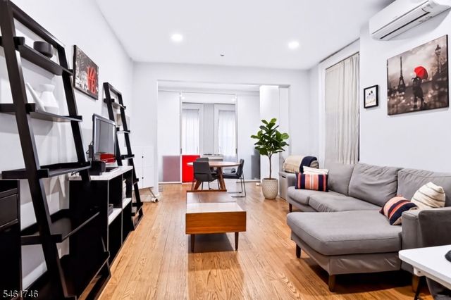595 Jersey Ave 1, Jersey City, NJ 07302